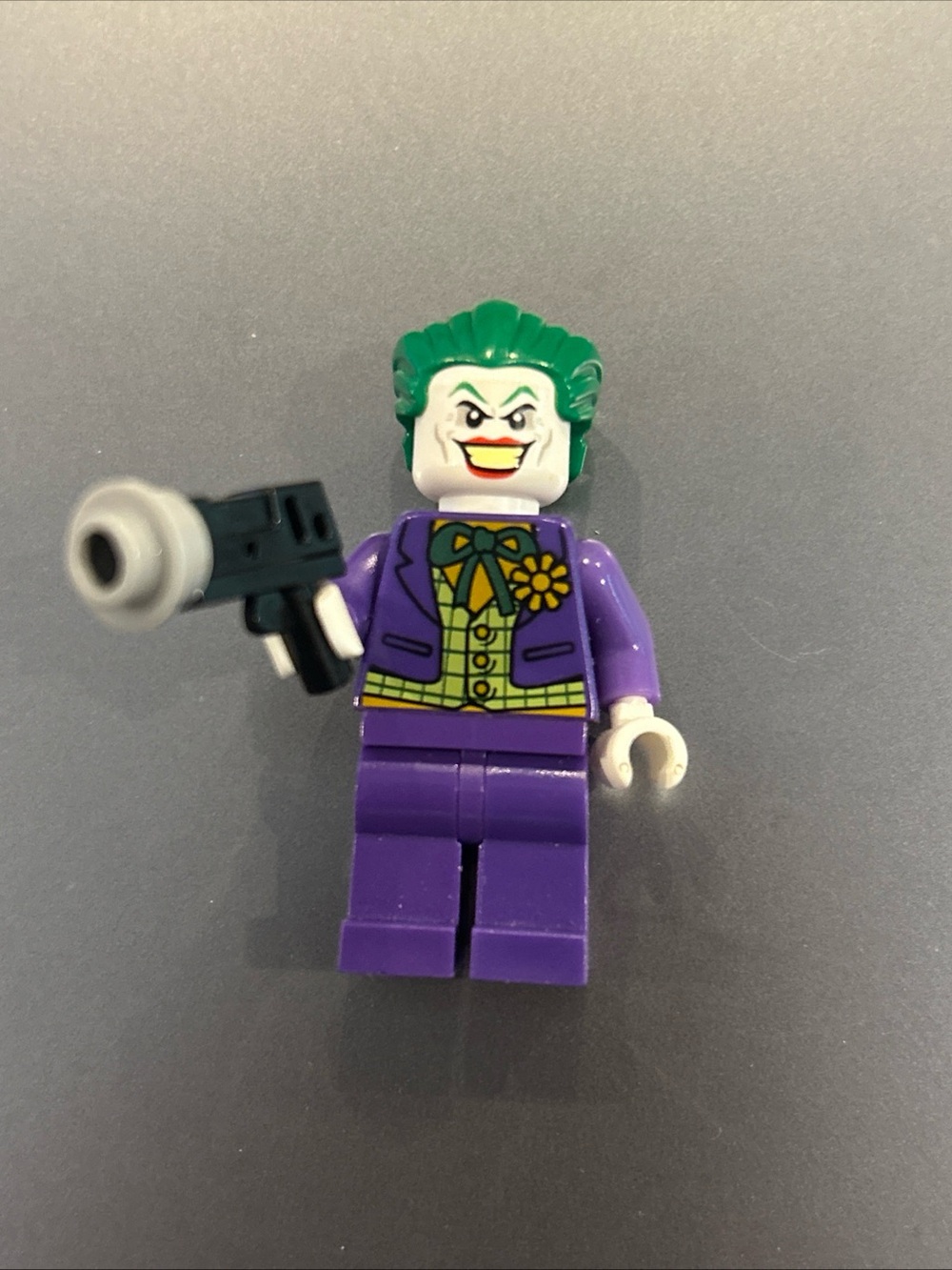 Lego Joker minifigure